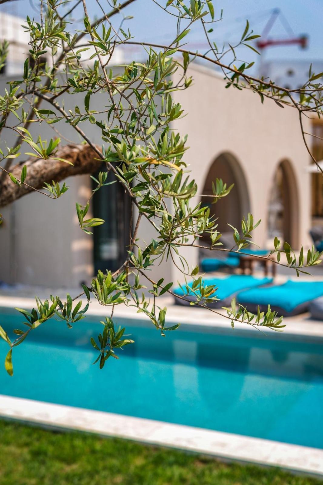 Drymades Inn Resort Dhërmi Exteriör bild