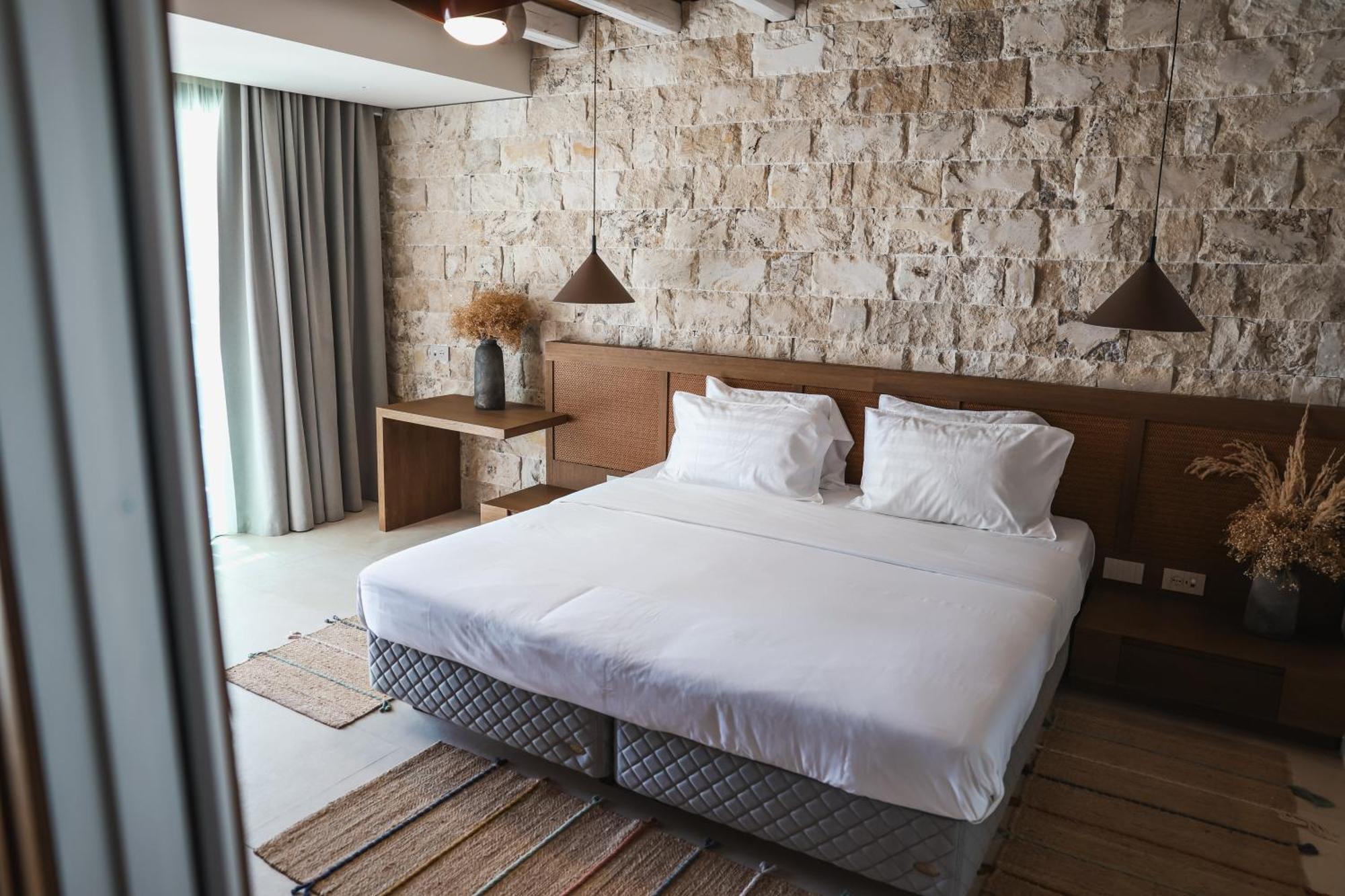 Drymades Inn Resort Dhërmi Exteriör bild