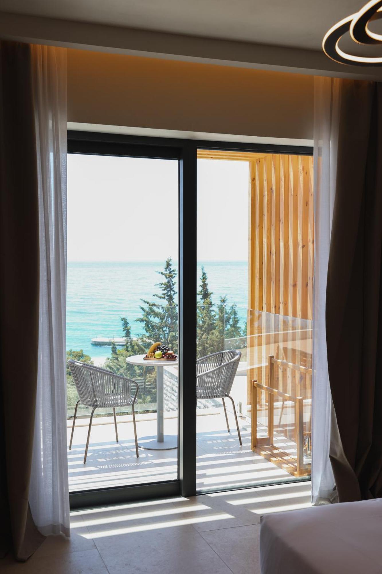 Drymades Inn Resort Dhërmi Exteriör bild