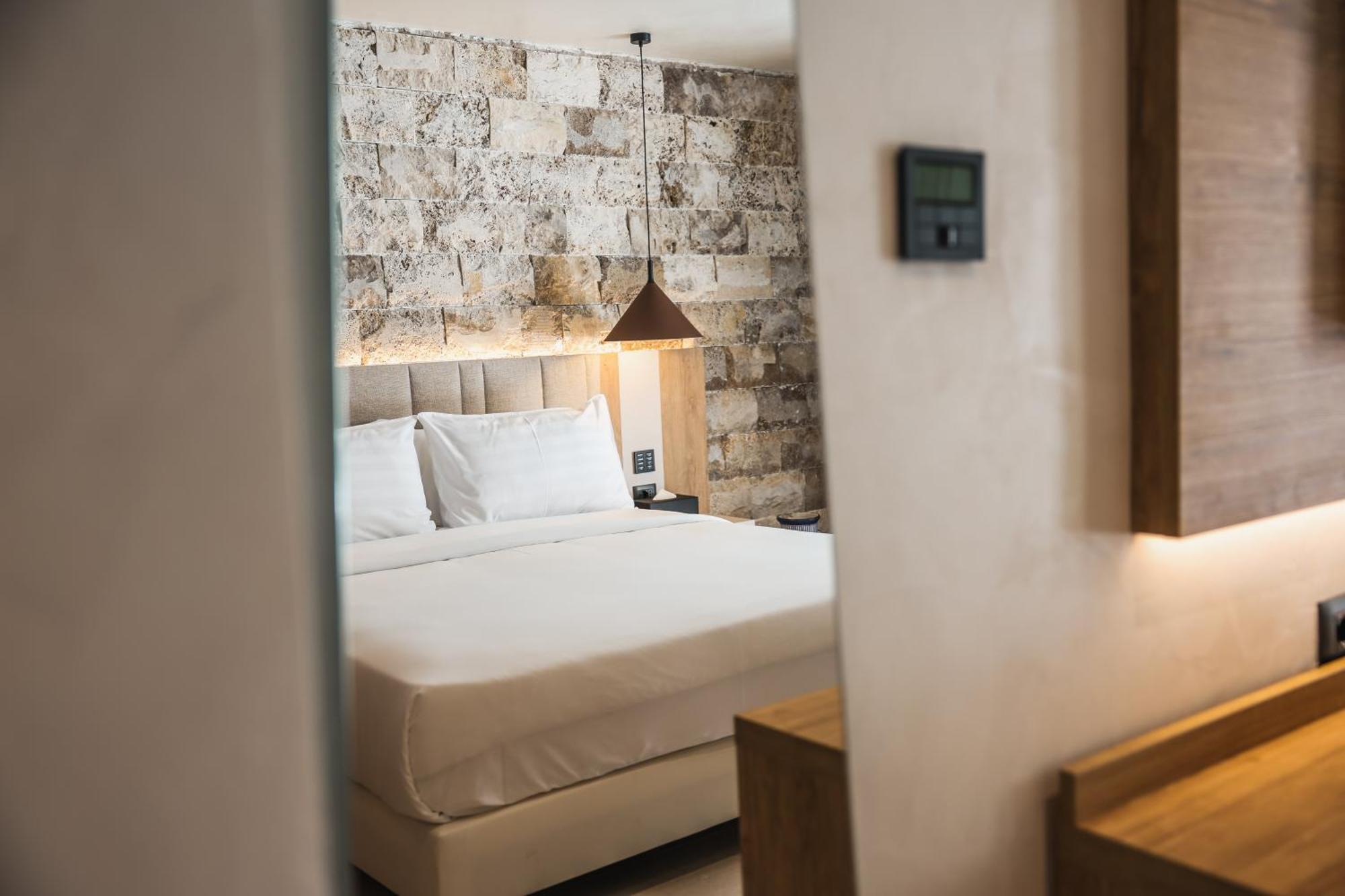 Drymades Inn Resort Dhërmi Exteriör bild
